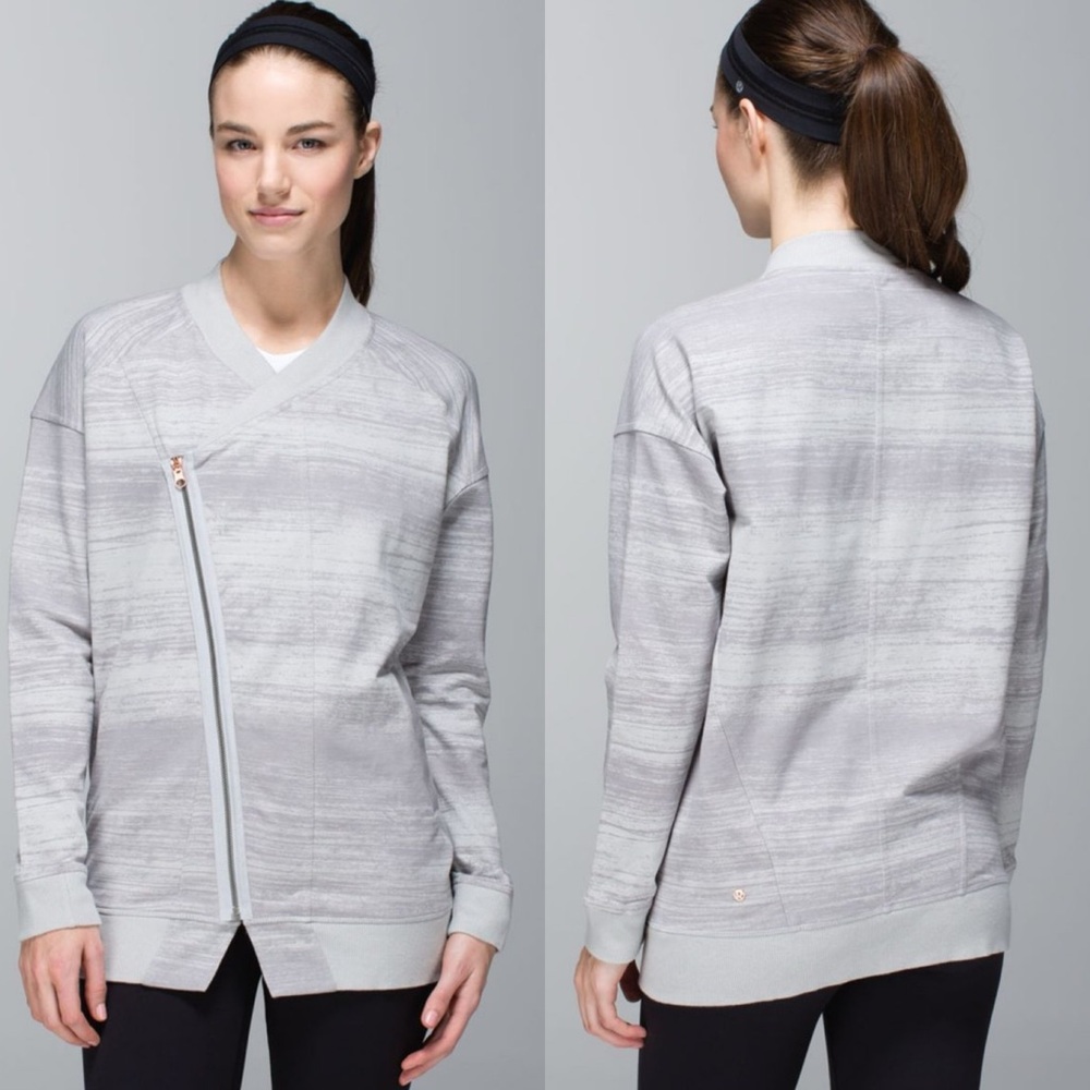 Lululemon Mula Bundle Wrap Asymmetric Zip Jacket Womens Size 4 Grey Silver Coat